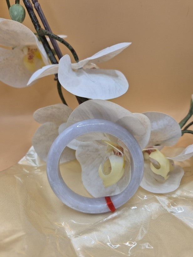 #076 - Chi Flow Jadeite Bangle