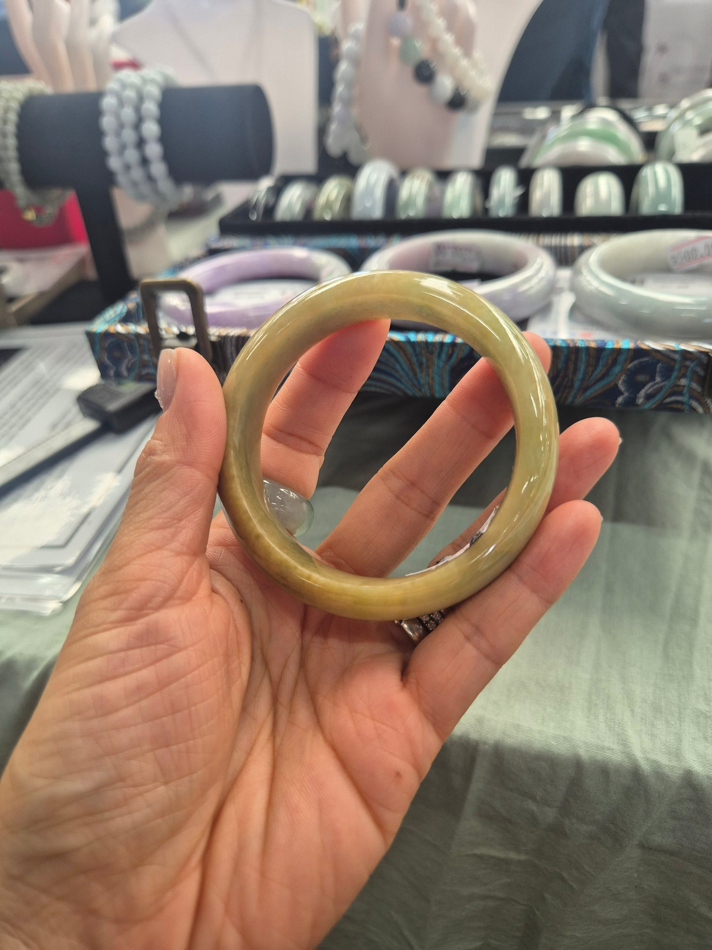 OliveOil Jadeite Jade Bangle 56mm