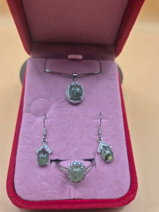 #155 - Jadeite Emsemble