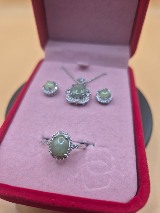 #154 - Jadeite Emsemble