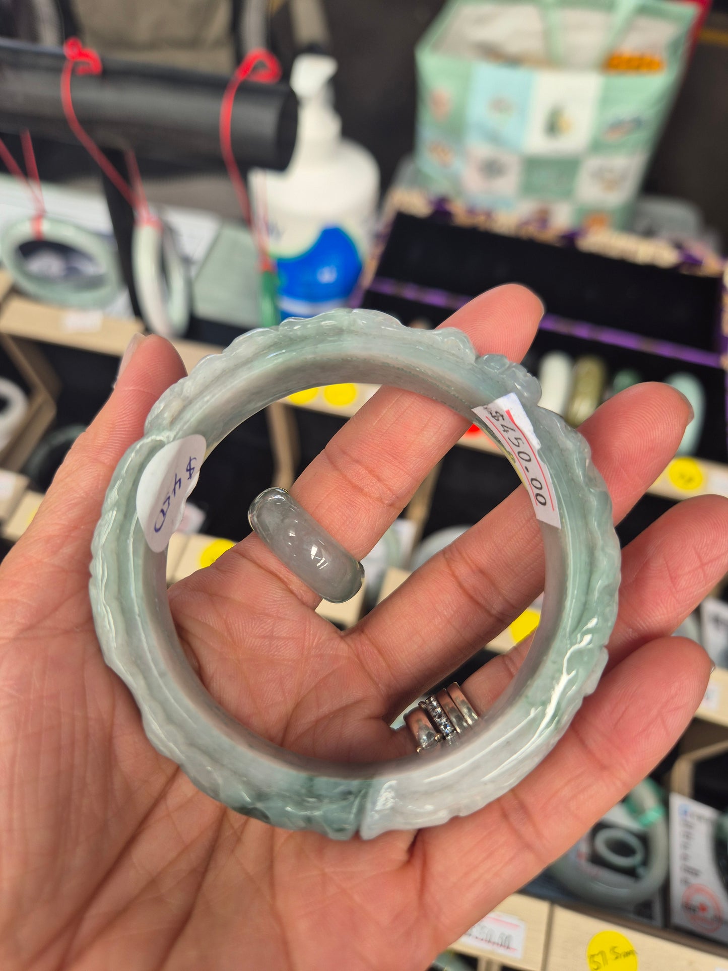 Hand -Carved Jade Bangle – Size 58mm