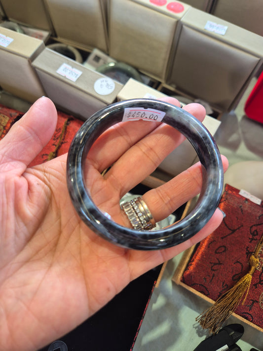 Black Jadeite Bangle 58mm