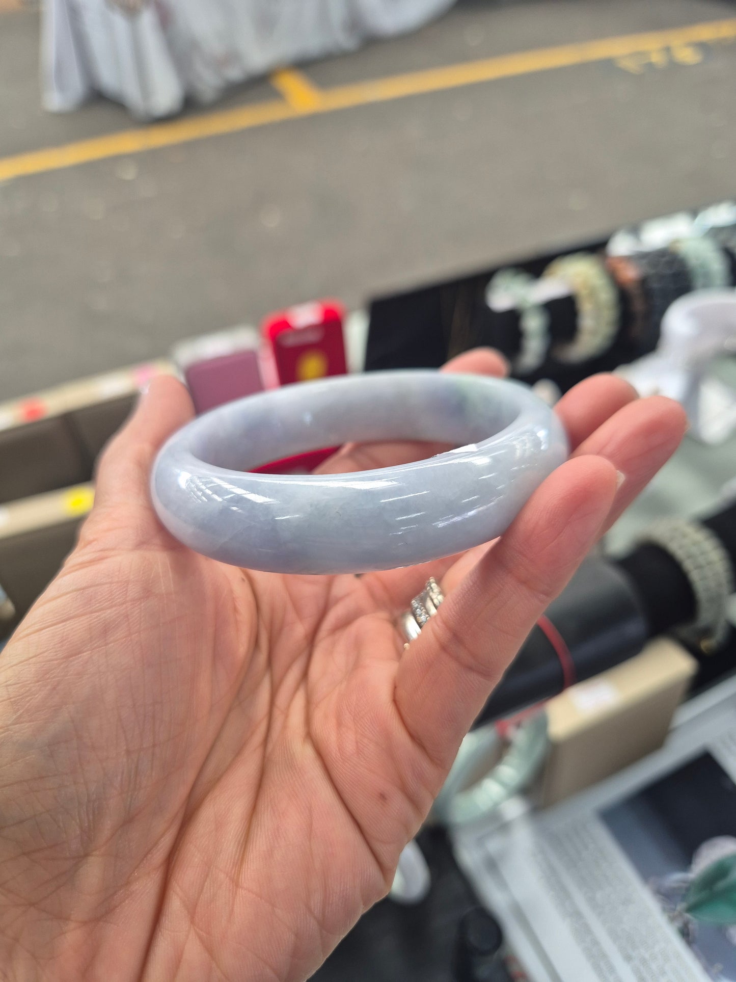 Natural Lavender Jade Bangle – 59mm