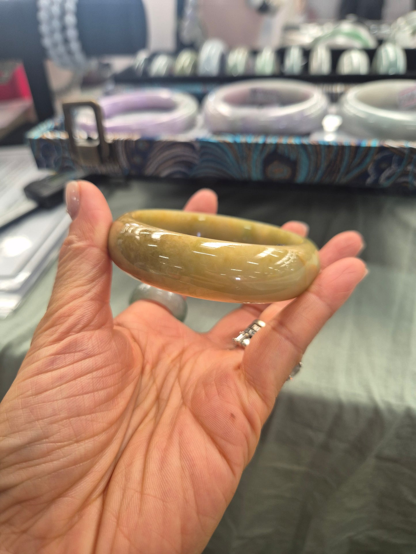 OliveOil Jadeite Jade Bangle 56mm