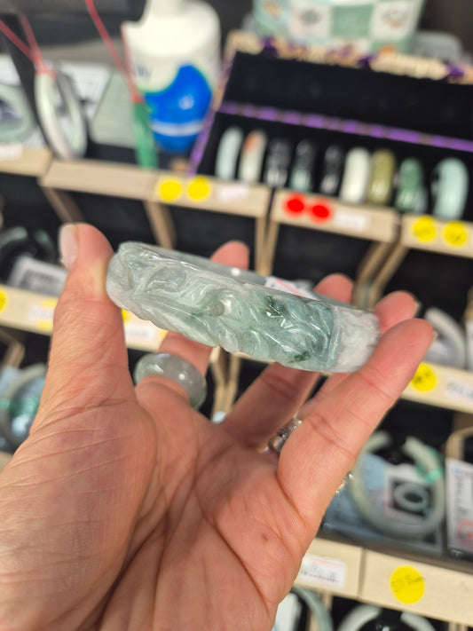 Hand -Carved Jade Bangle – Size 58mm