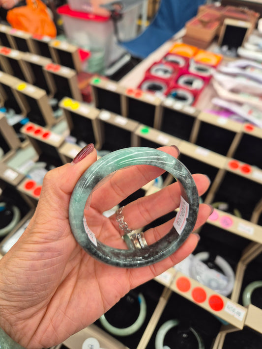 Black & Apple Green Jadeite Harmony Bangle 57mm