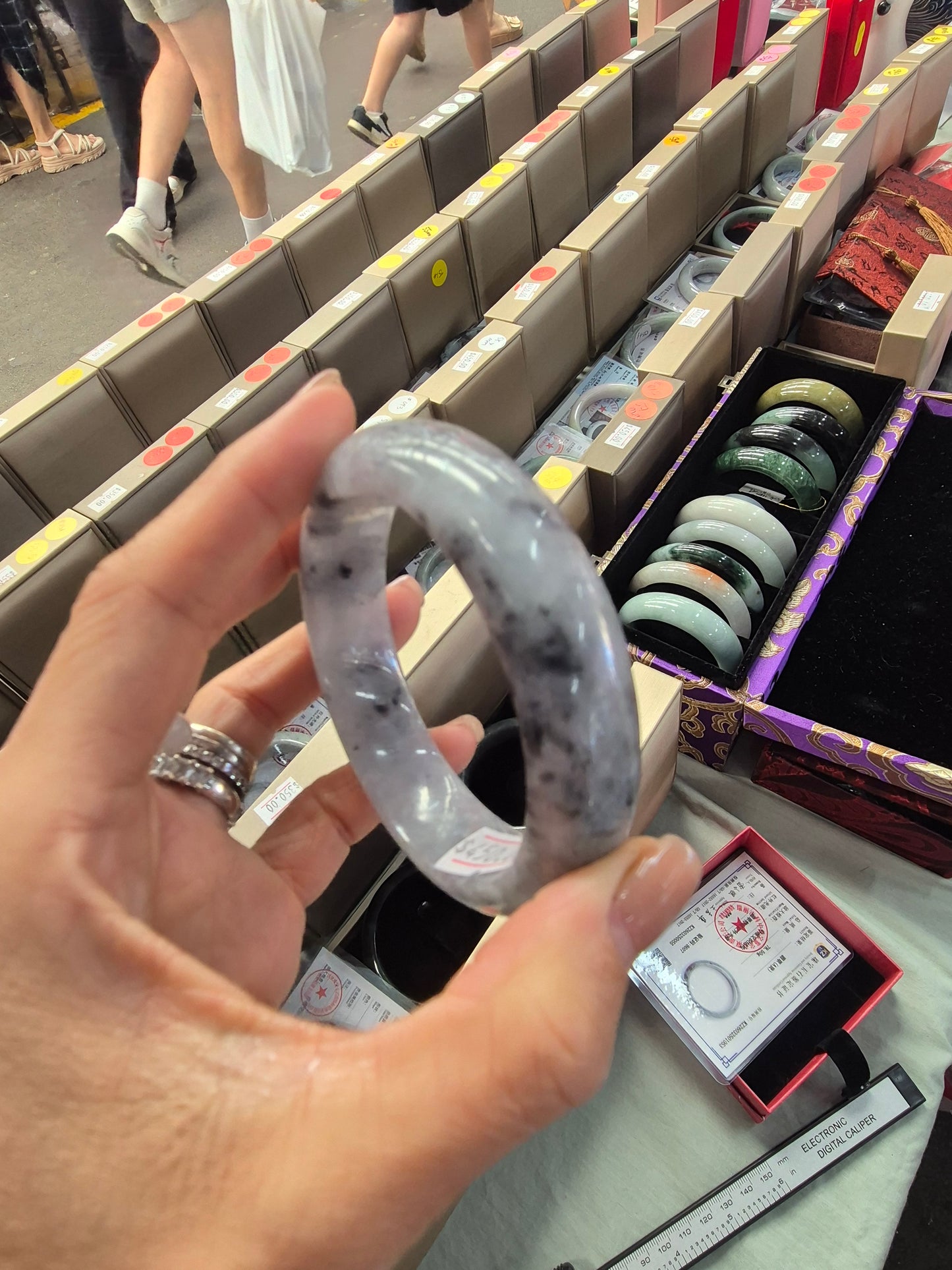 “Celestial Whisper” Jadeite Bangle (58mm)