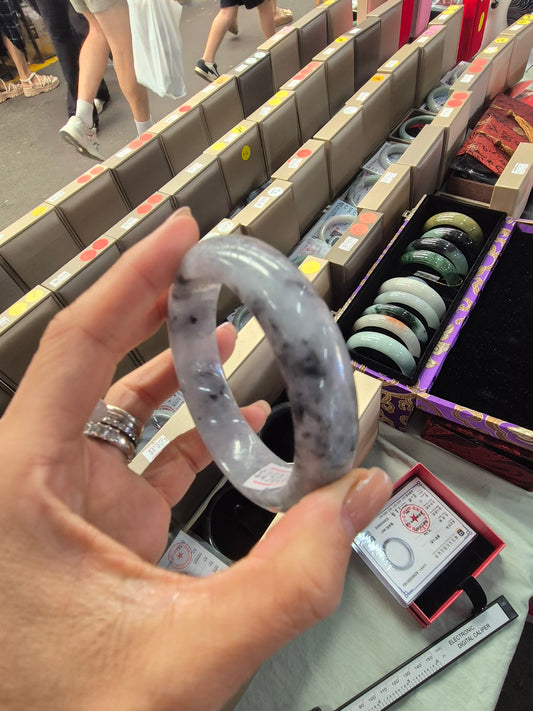 “Celestial Whisper” Jadeite Bangle (58mm)