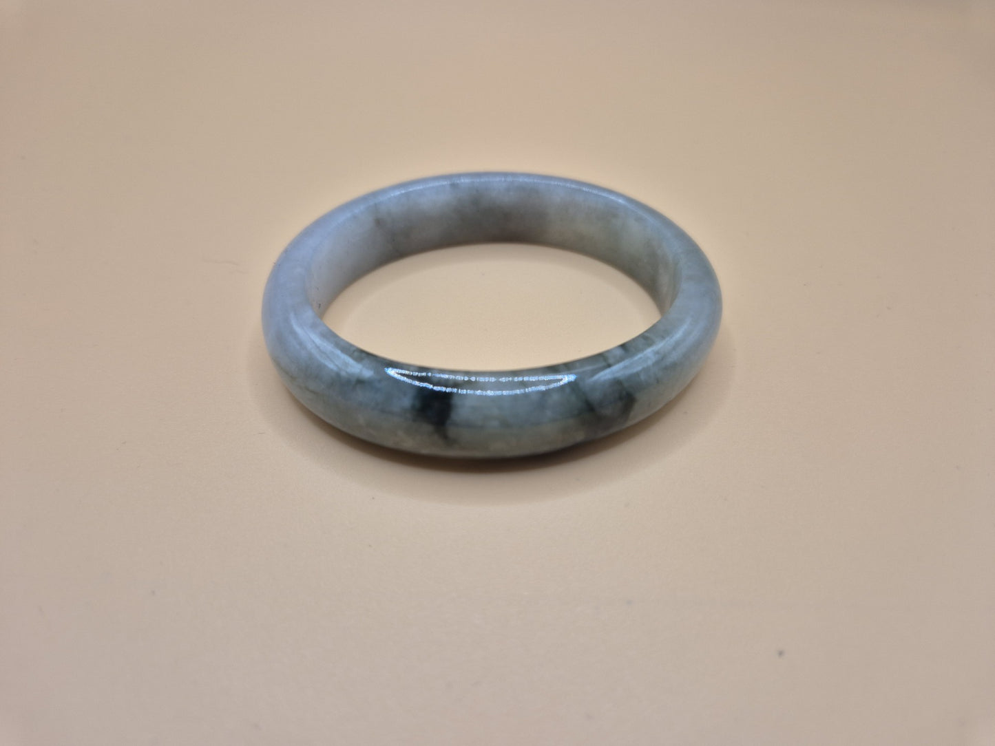 #090 - Eclipse Oval Jade Bangle - 54.3mm